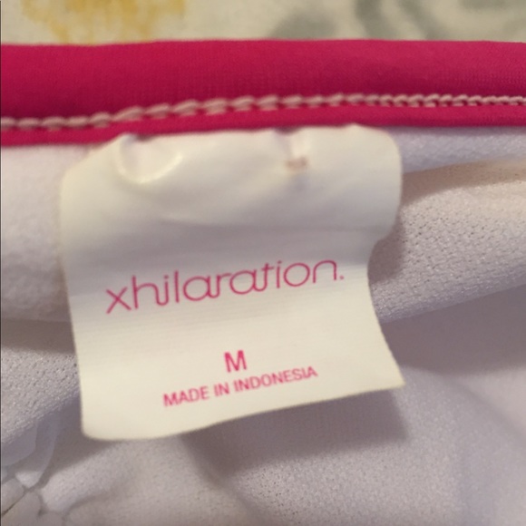 Xhilaration swimsuit size M - Picture 3 of 5